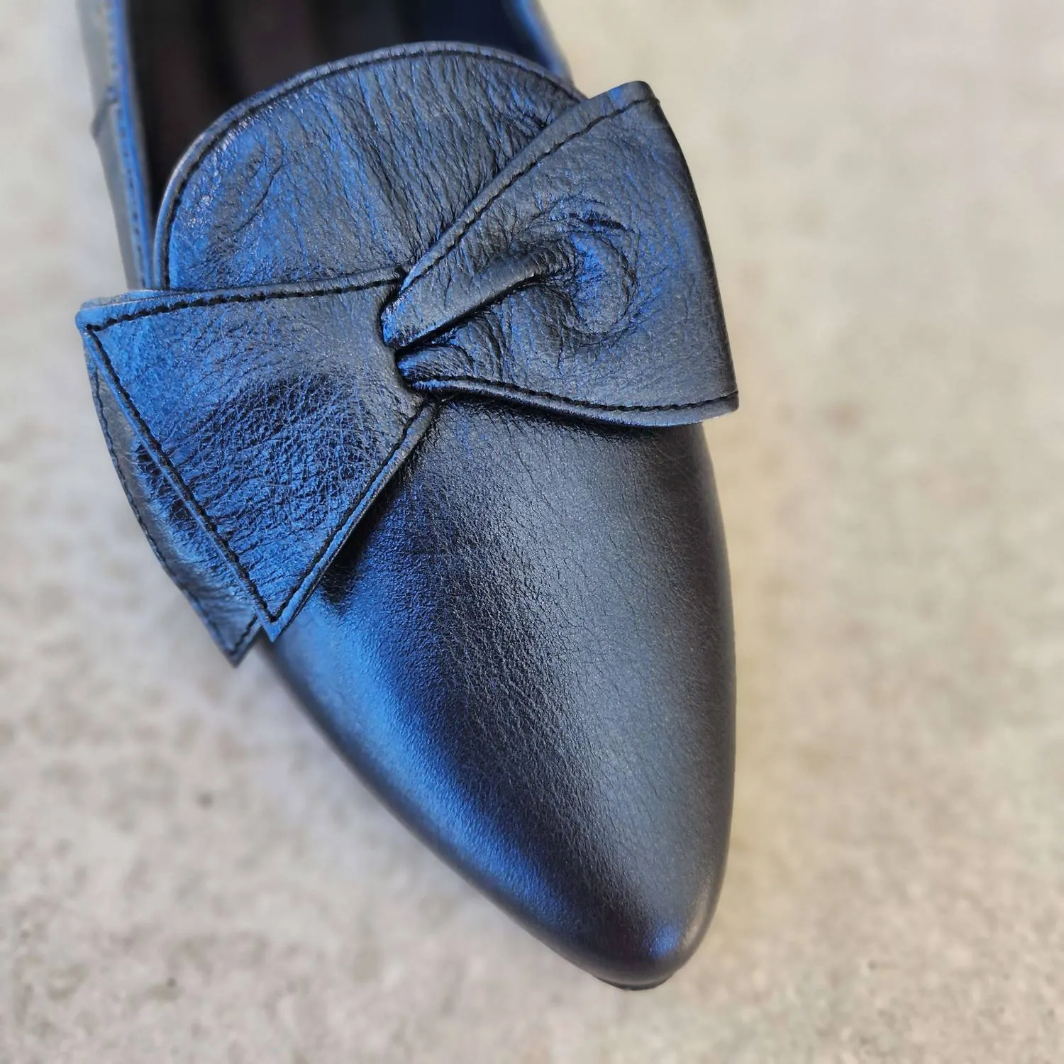 Women's Pointed Toe Loafer Flat Shoes In Navy Shimmer