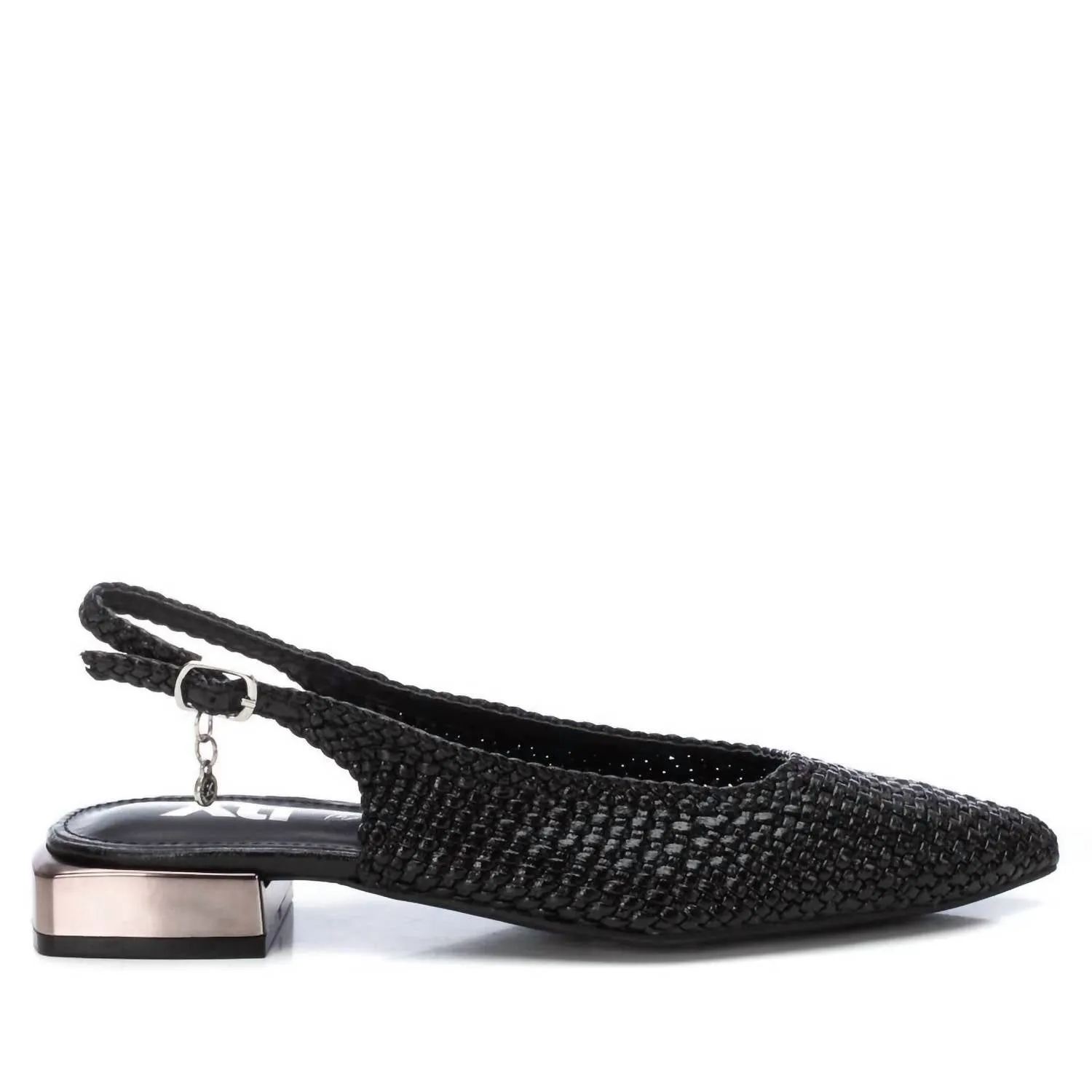 Women's Pointy Toe Flats In Black