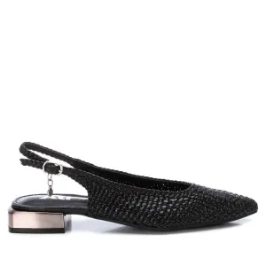 Women's Pointy Toe Flats In Black