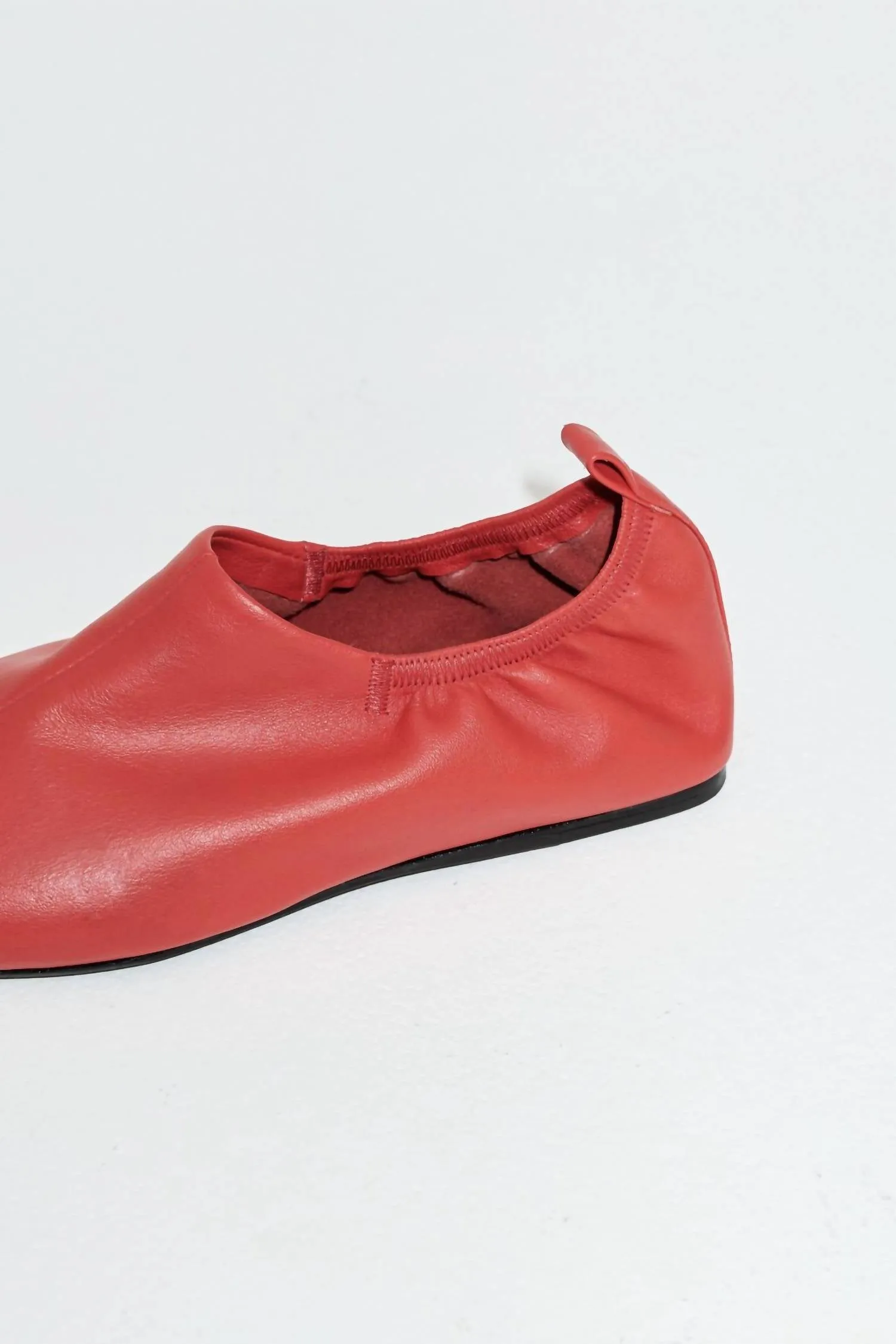 Women's Tecno Flat In Red