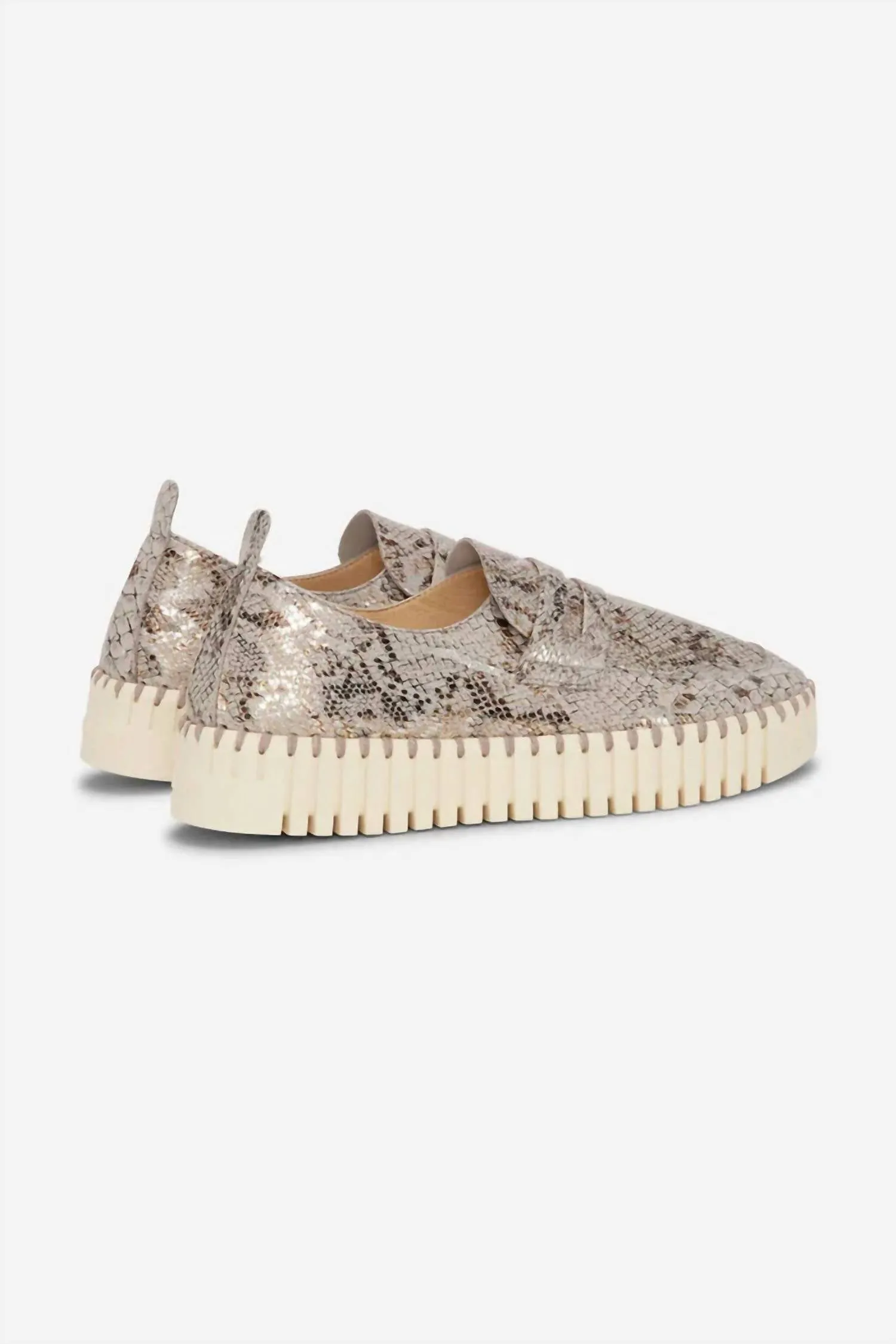 Women's Tulip Loafer Flat In Wheat