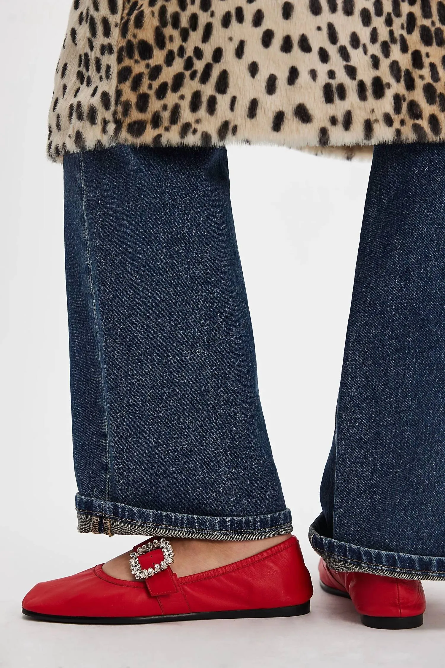 Women's Ursa Ballet Flat Shoes In Red