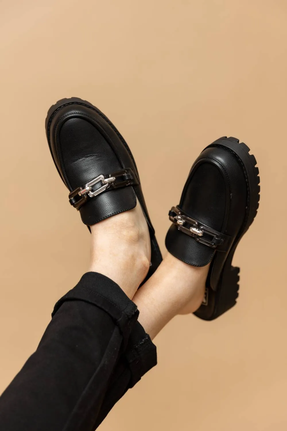 Women's Vallor Mule Loafer In Black