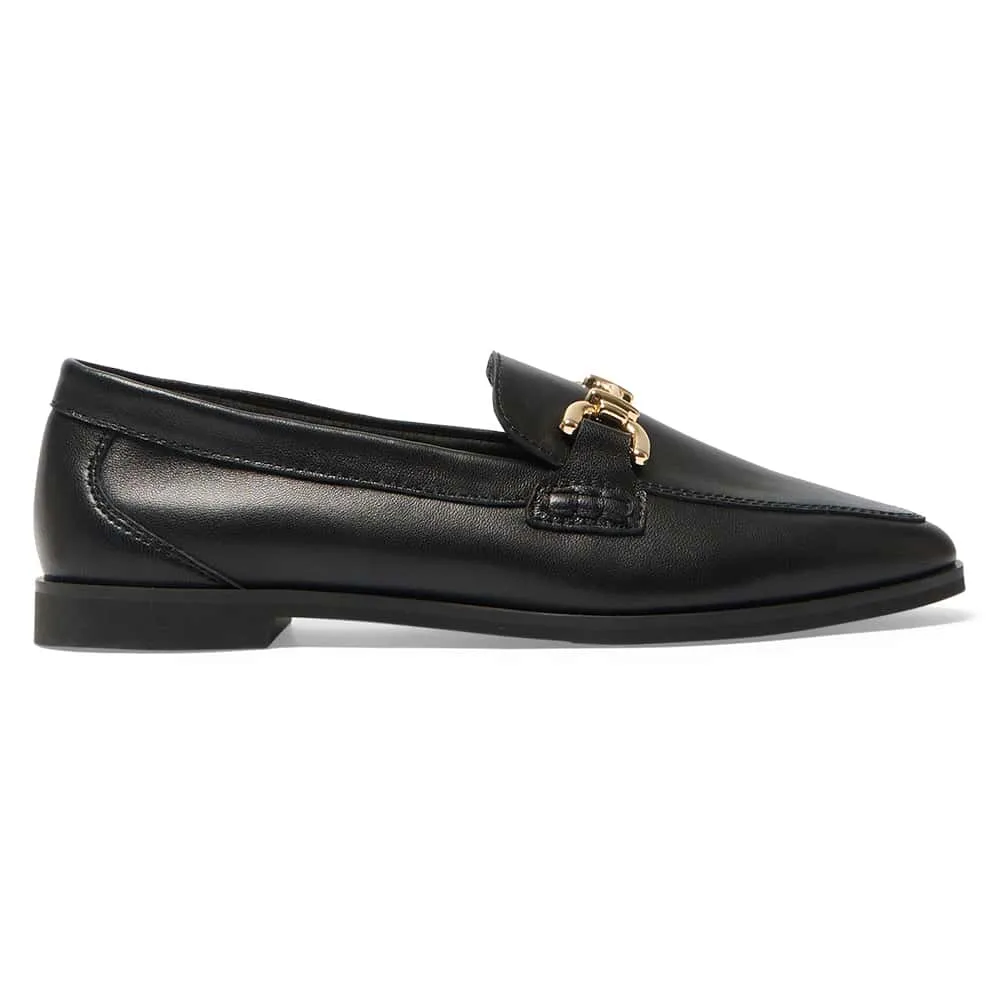 Zanna Loafer in Black Leather