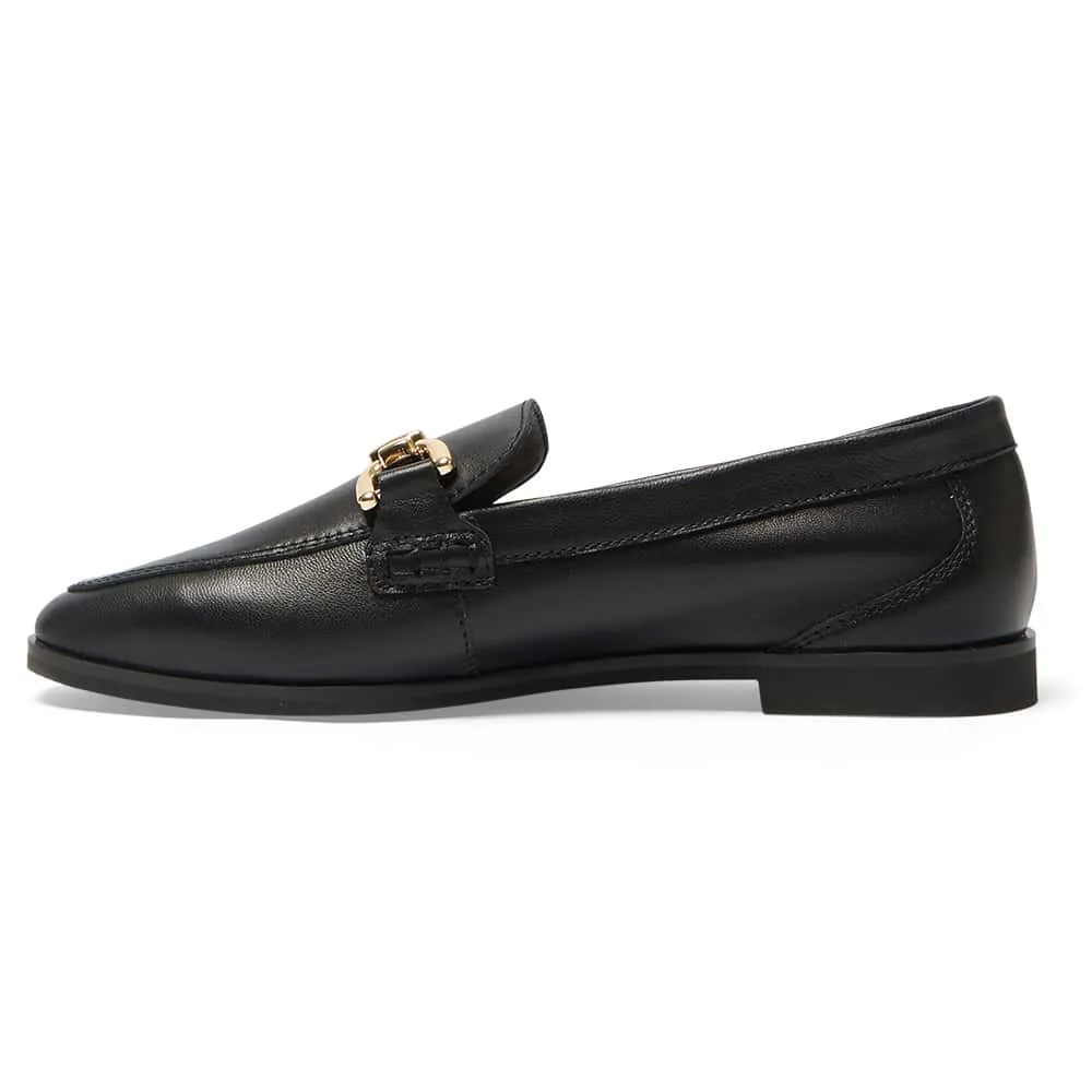Zanna Loafer in Black Leather